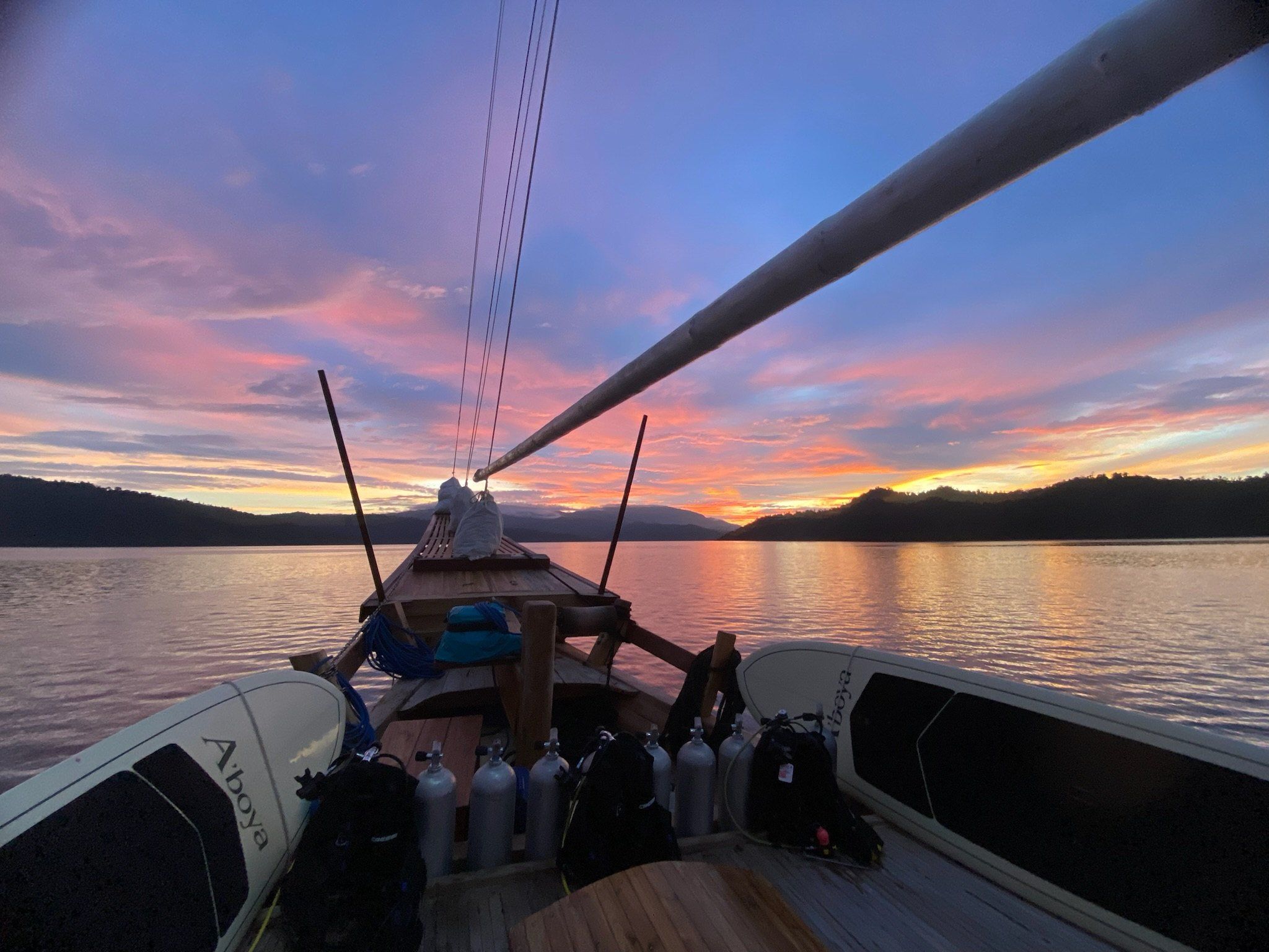 The bow of the Kuda Nil Explorer at sunset