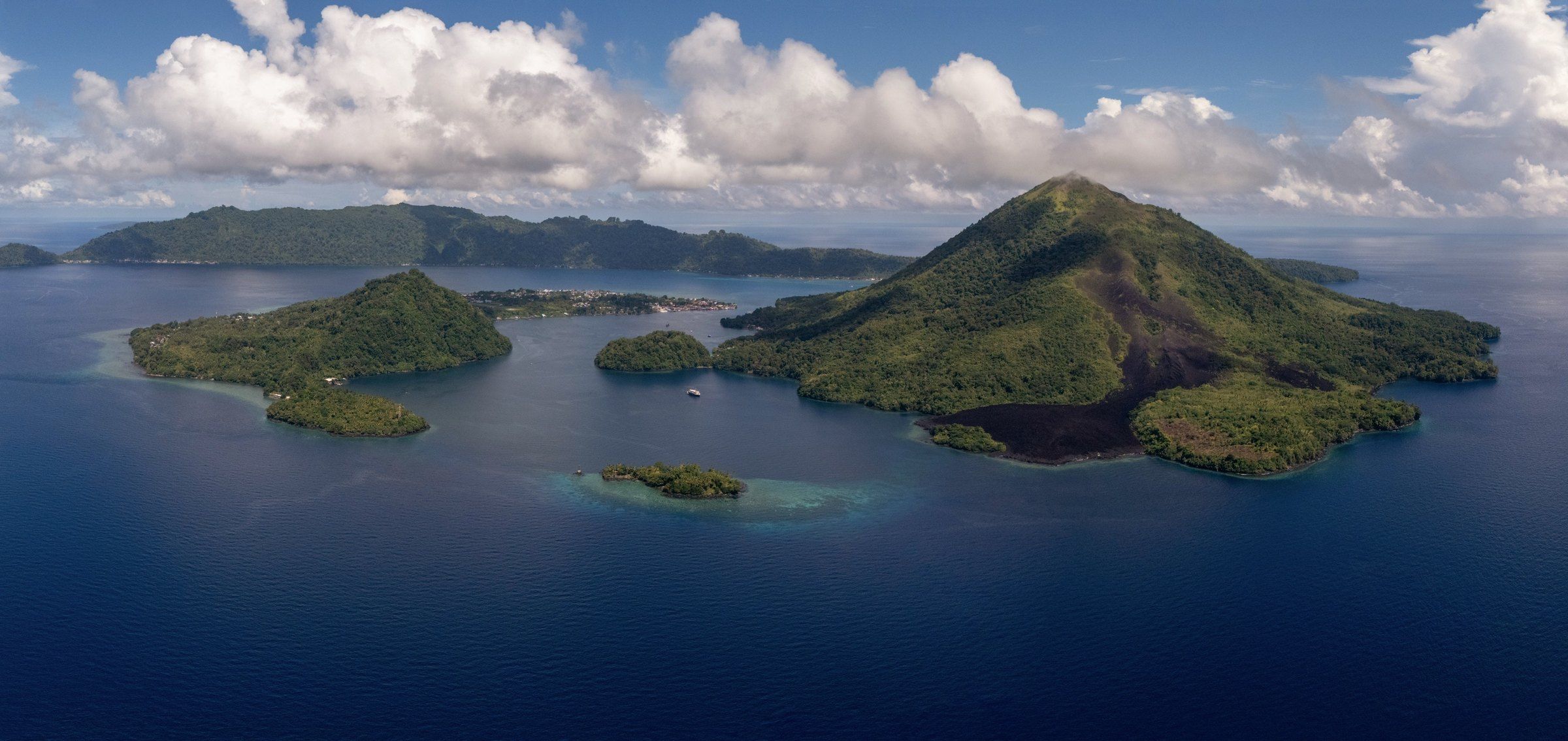 Wide aerial of islands