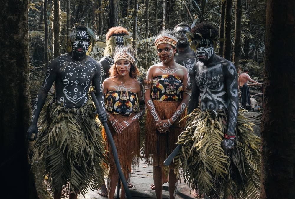 Papuan dancers in traditional dress